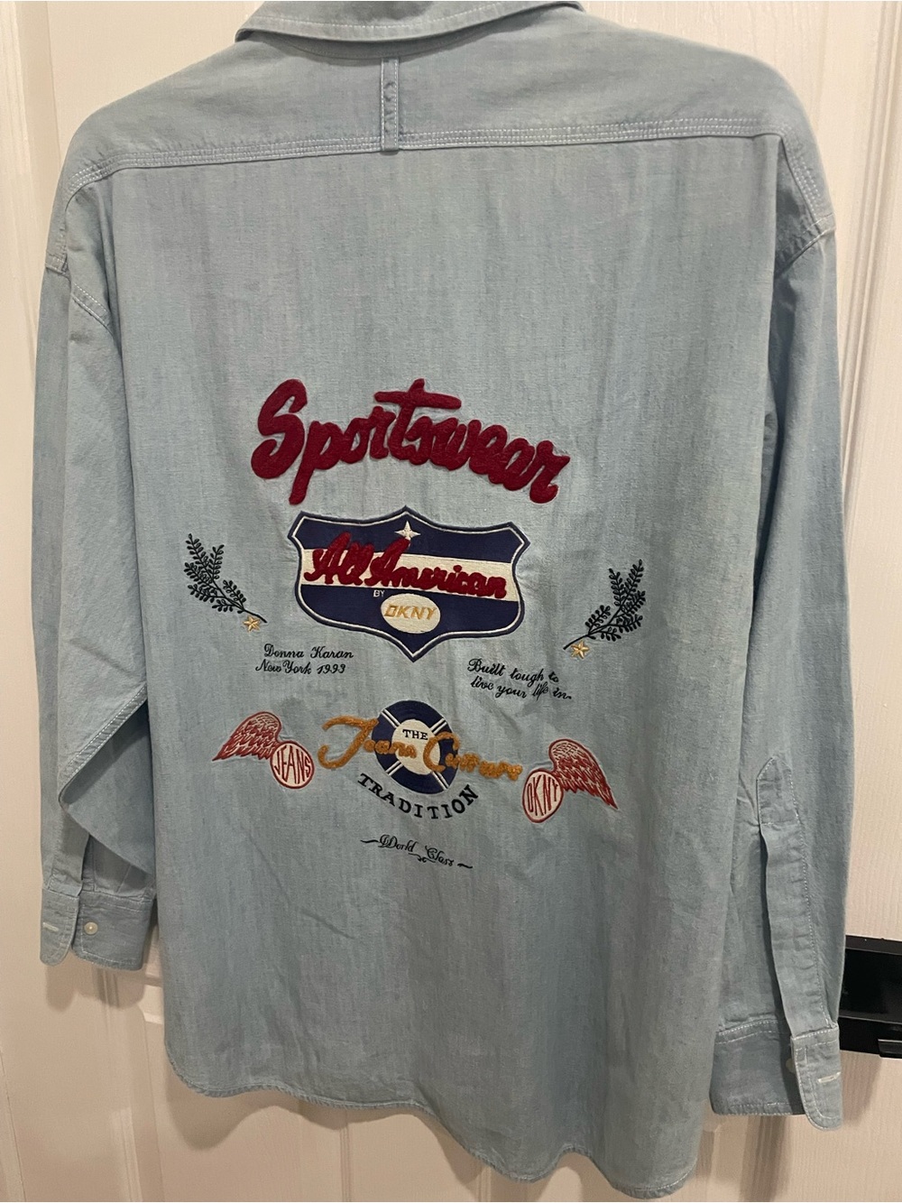 DKNY Light Blue Denim Casual Button-Down Shirt vintage Americana